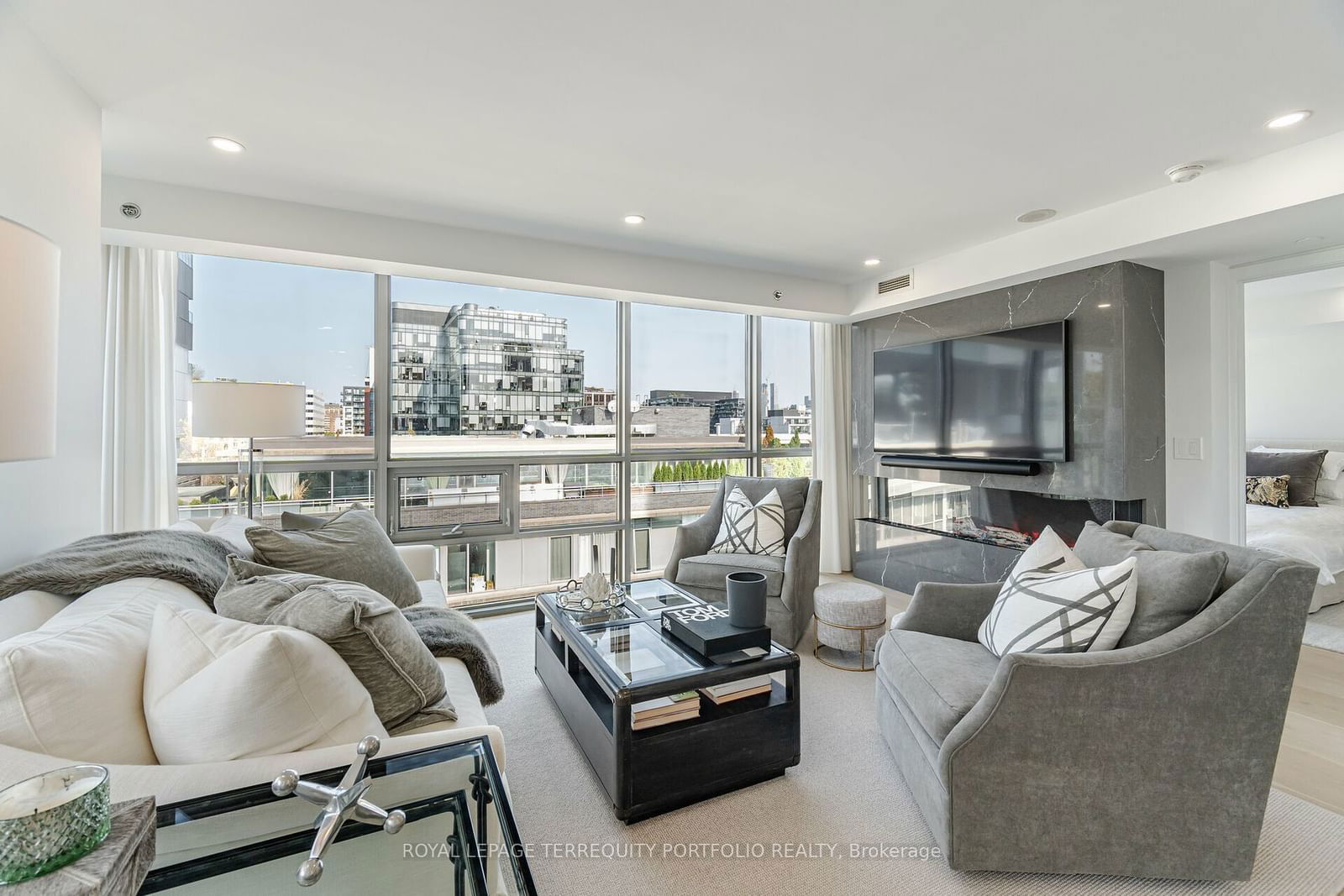 55 Stewart St, unit 1024 for sale