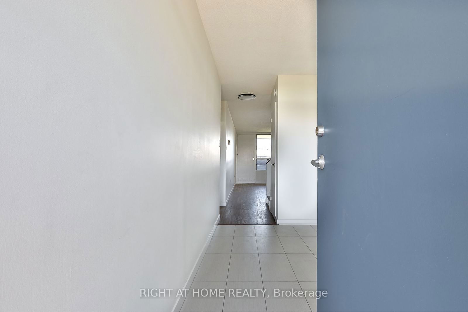 35 Sunny Glwy, unit 302 for rent