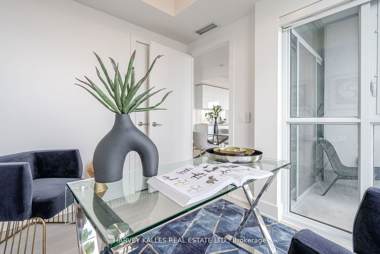 1 Yorkville Ave, unit 4101 for sale