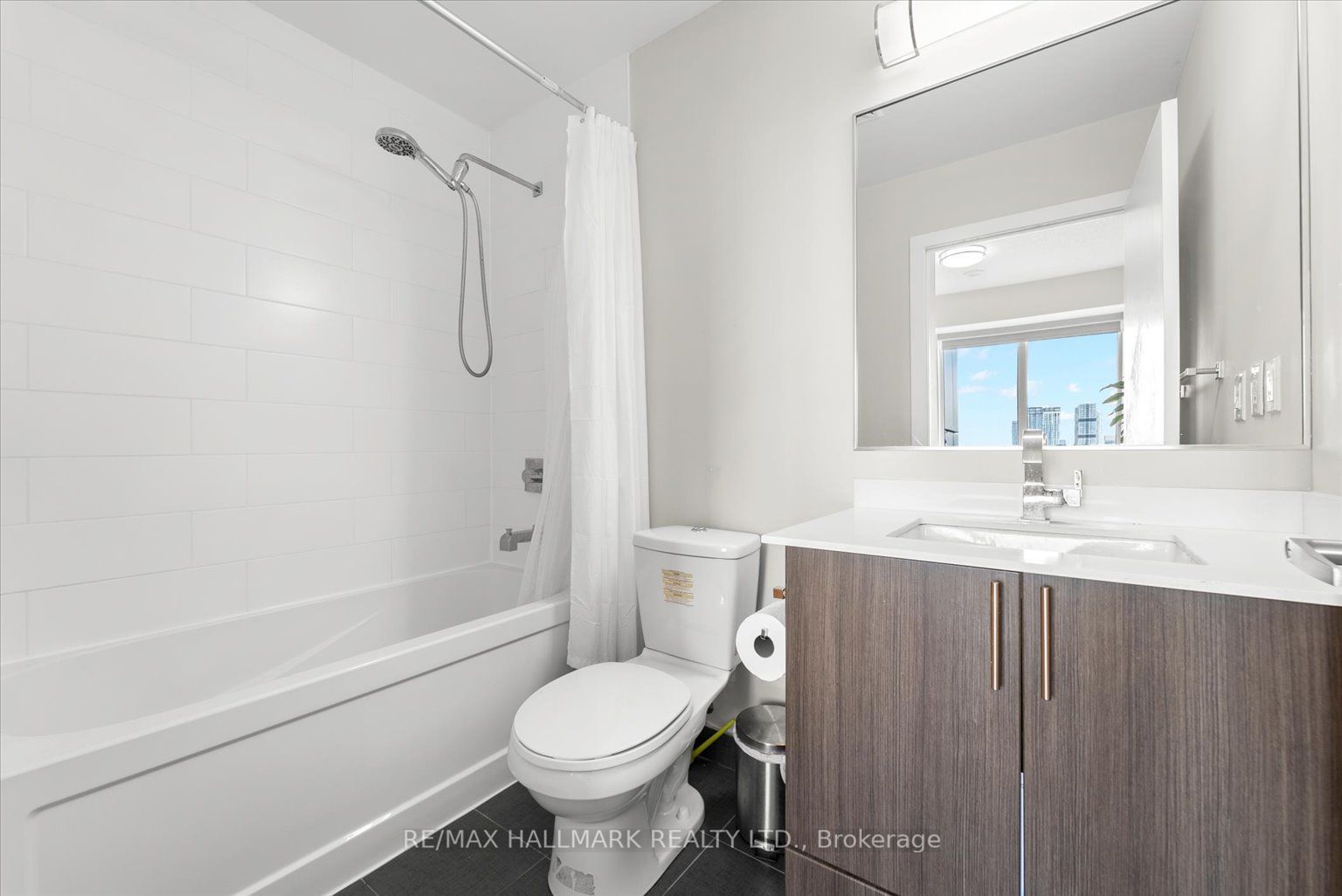 225 Sackville St, unit Ph2606 for sale