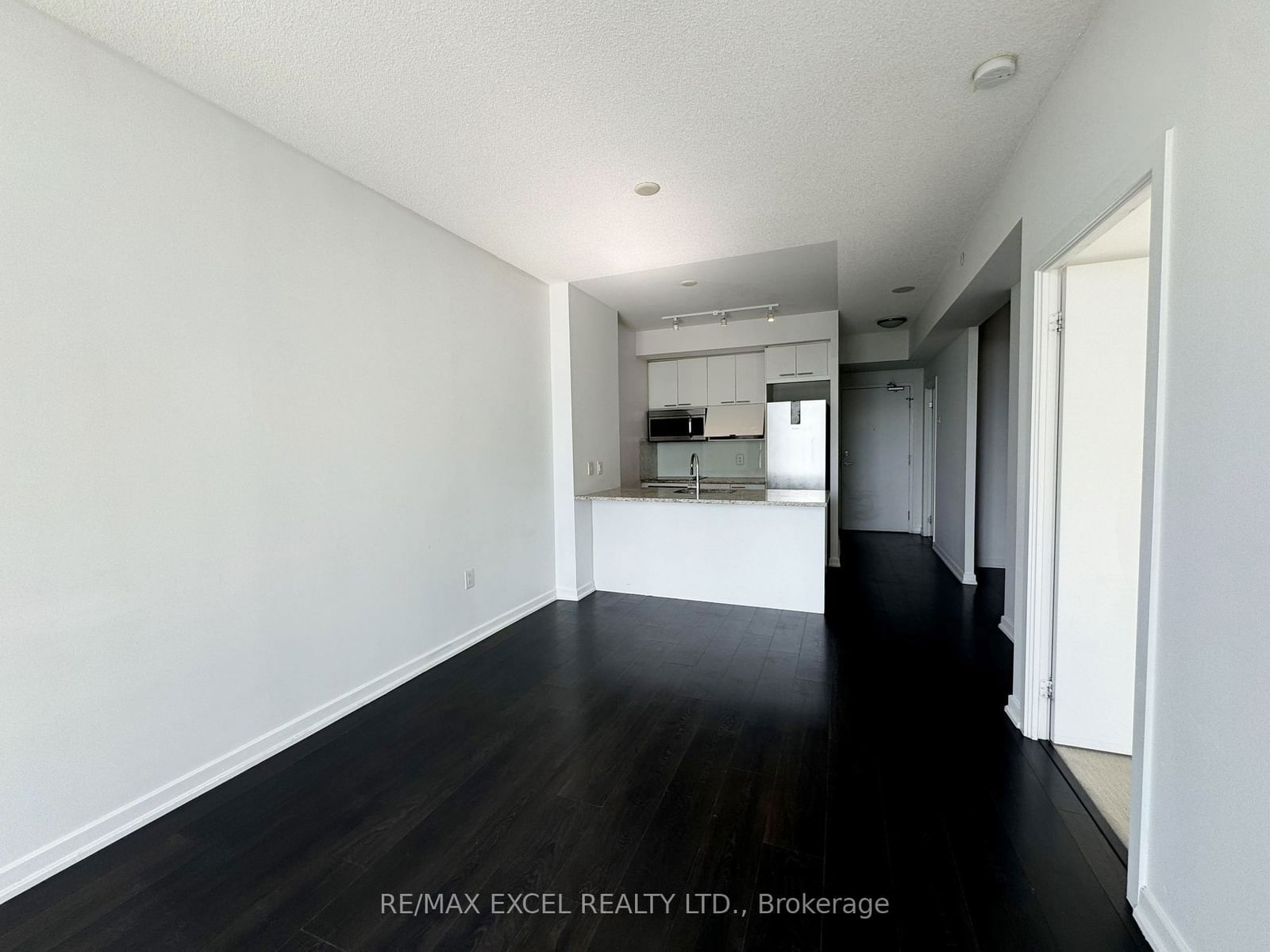 66 Forest Manor Rd, unit 2209 for rent