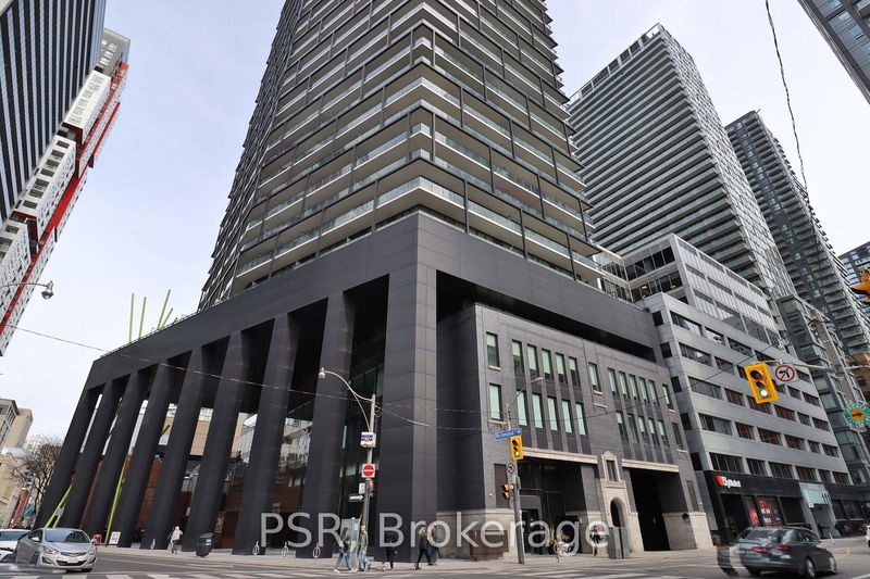 125 Peter St, unit 1911 for rent