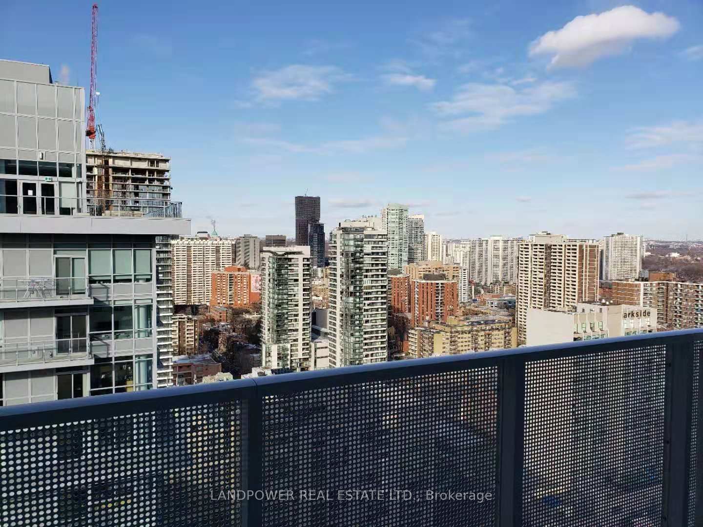 89 McGill St, unit 3104 for rent