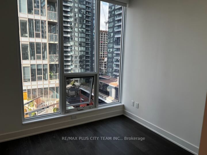 15 Mercer St, unit 1204 for rent