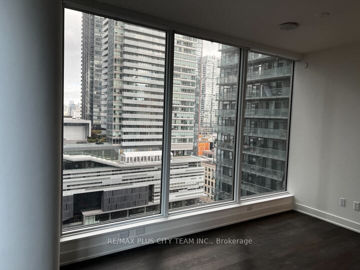 15 Mercer St, unit 1204 for rent