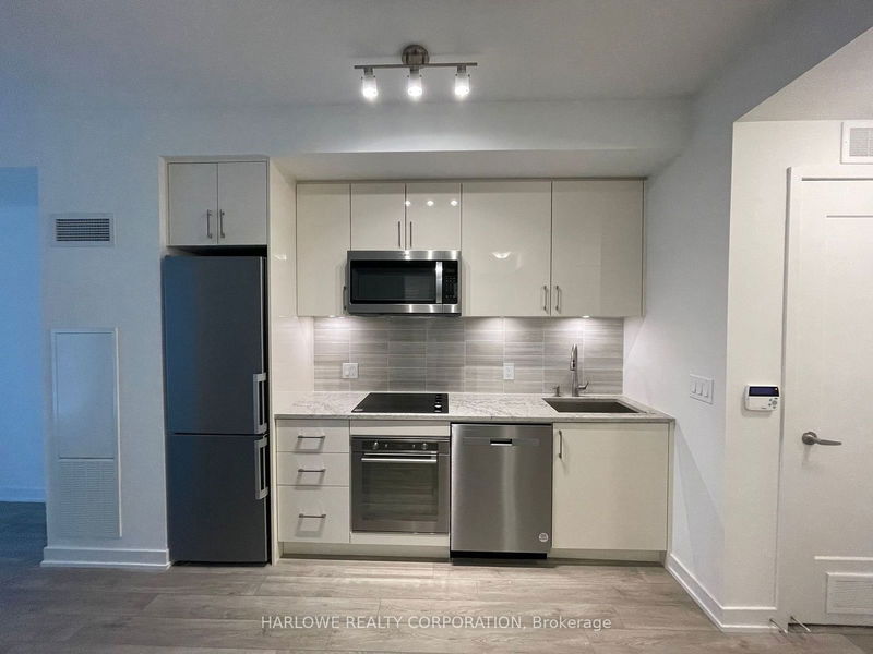 121 Lower Sherbourne St, unit 360 SW for rent