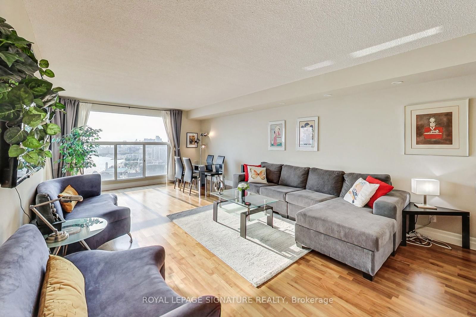 99 Harbour Sq, unit 2911 for rent