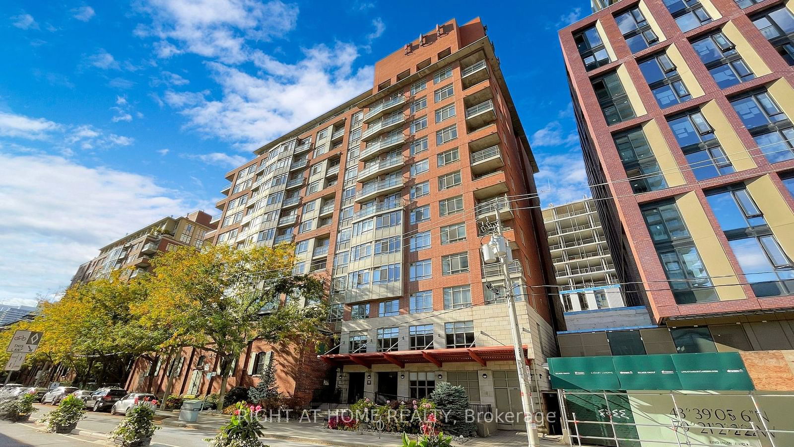 80 Mill St, unit 1010 for sale