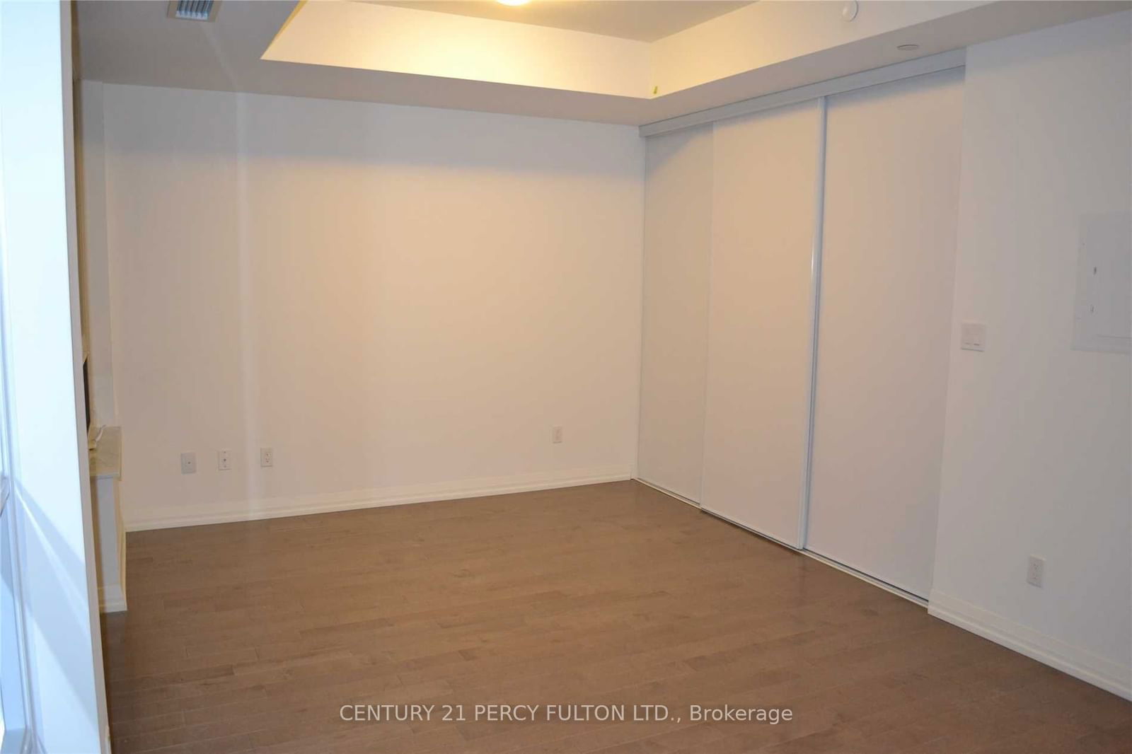 460 Adelaide St E, unit 2725 for rent