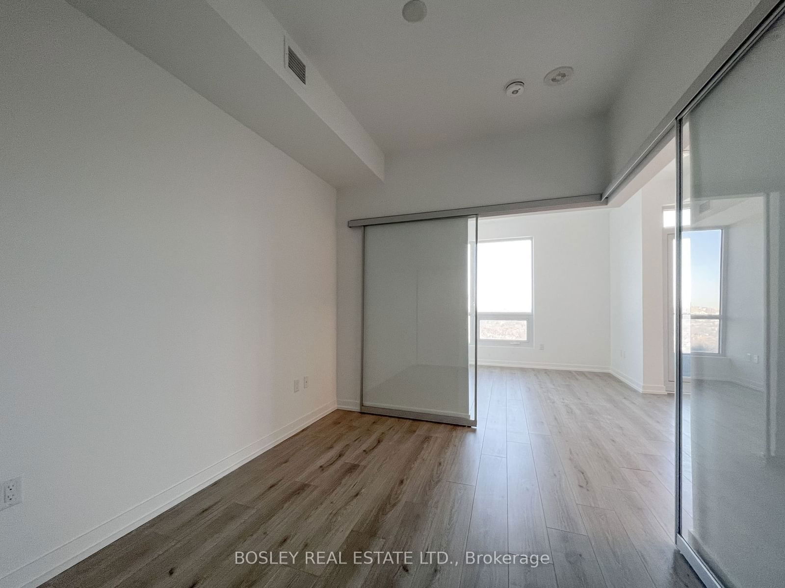 395 Bloor St E, unit 1907 for rent