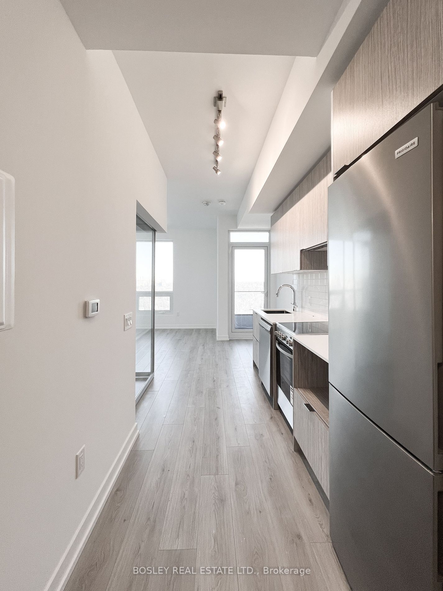 395 Bloor St E, unit 1907 for rent