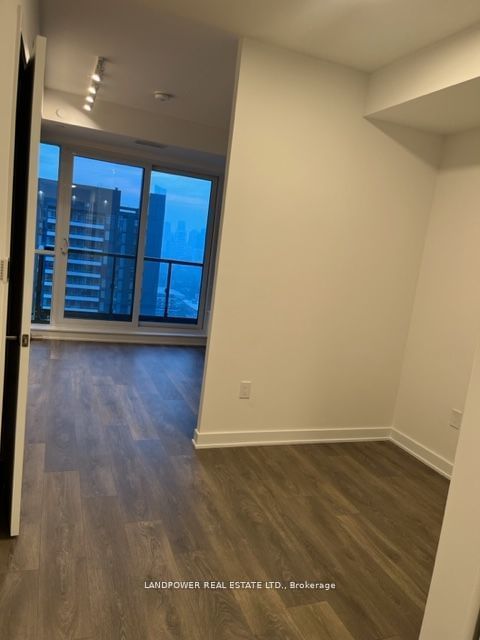 130 River St, unit 2806 for sale