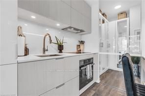 15 Lower Jarvis St, unit 910 for sale