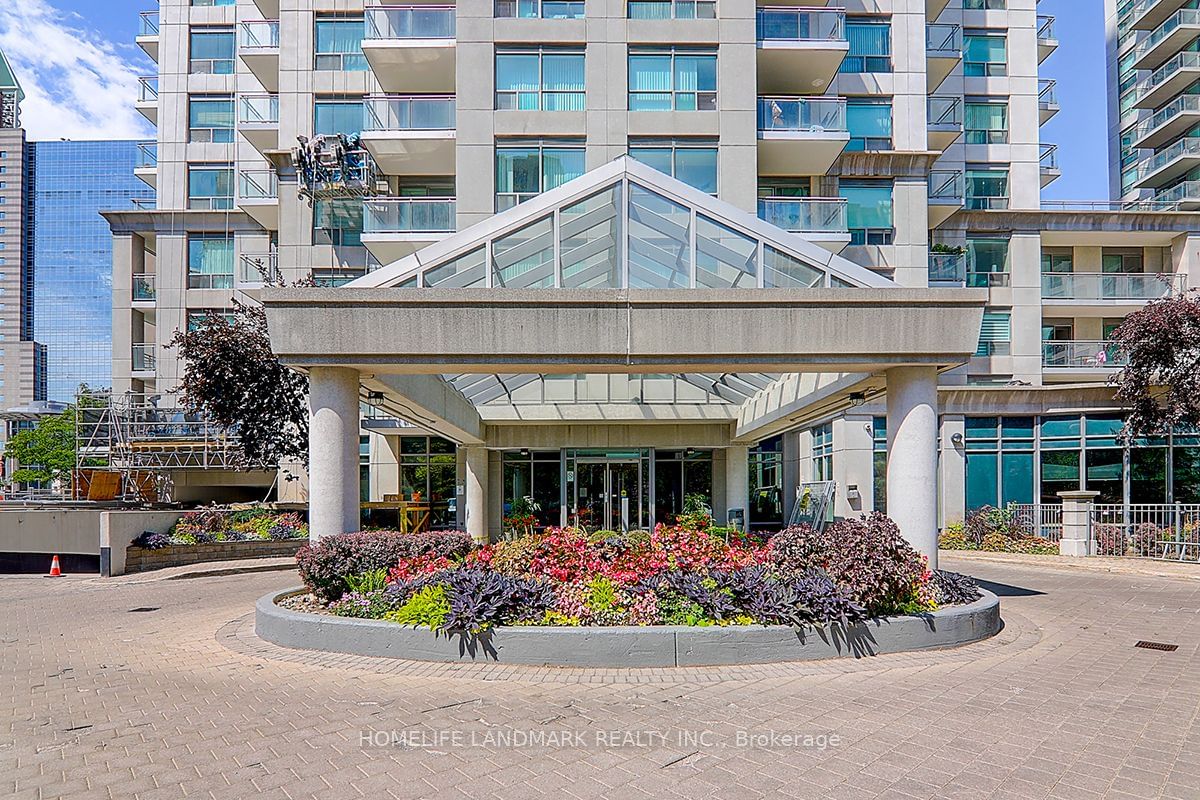 21 Hillcrest Condos, North York, Toronto