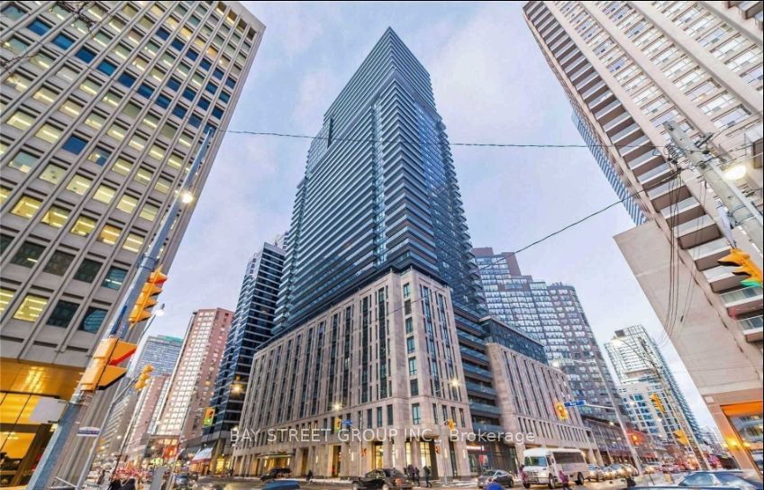 955 Bay St, unit 1119 for rent