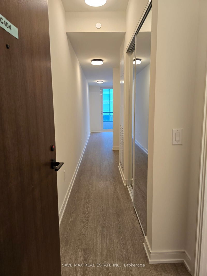 425 Front St E, unit 404 for rent