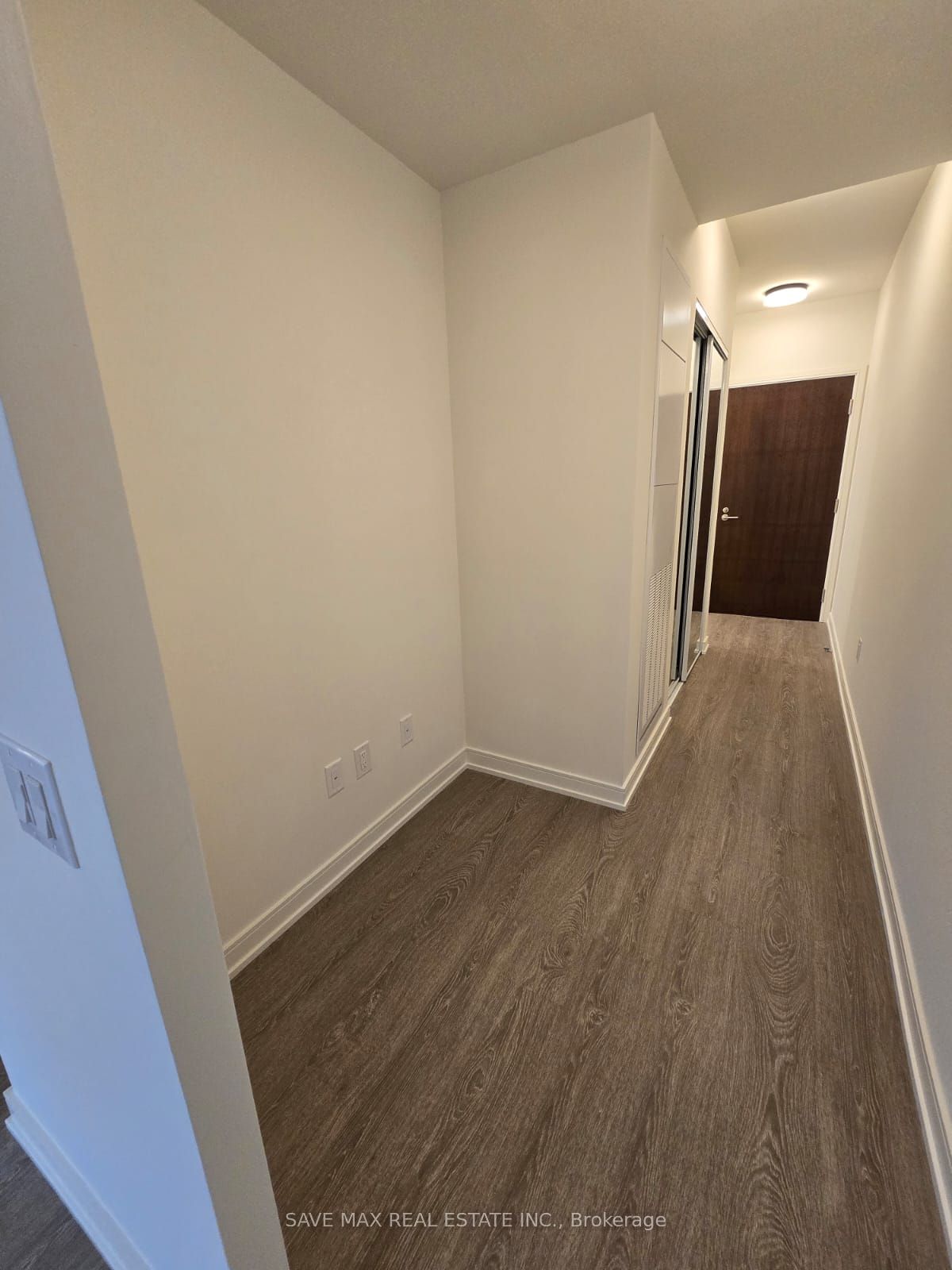 425 Front St E, unit 404 for rent