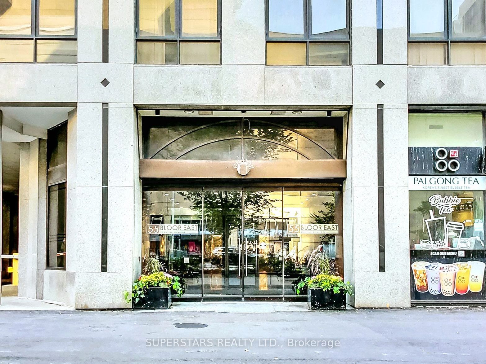 55 Bloor St E, unit 1502 for rent