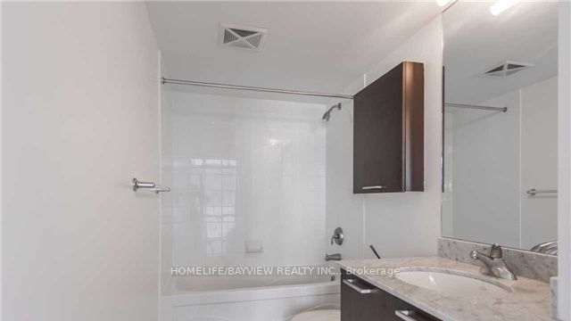 37 Grosvenor St, unit 2407 for rent