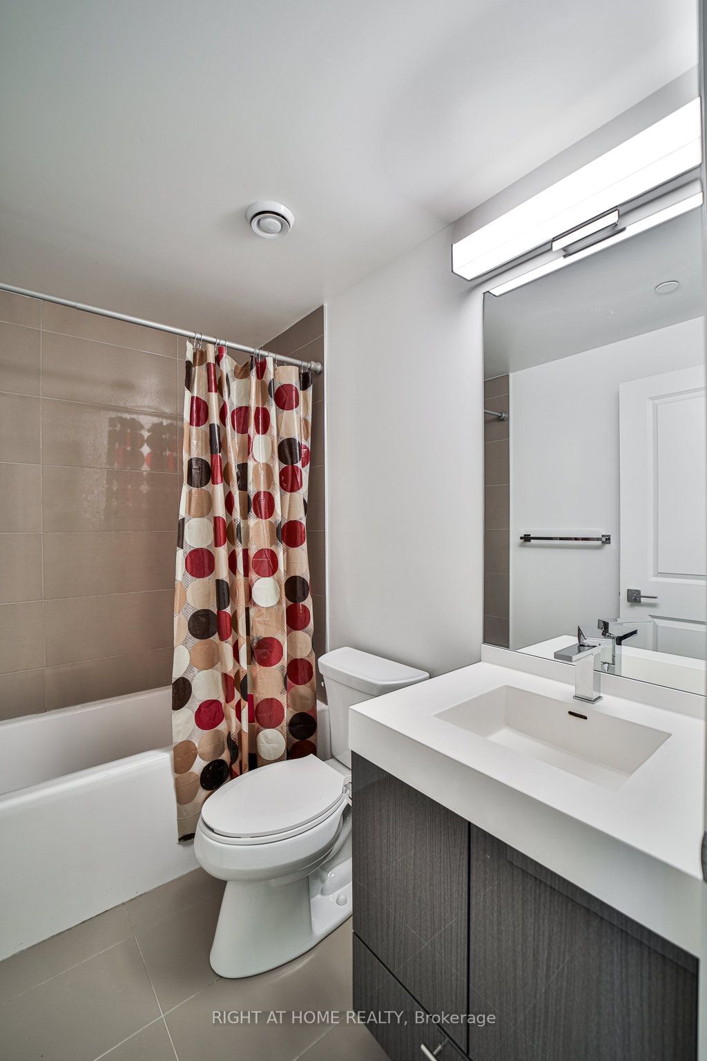 251 jarvis St, unit 2702 for sale