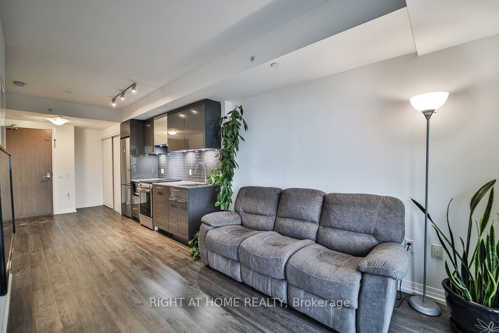 251 jarvis St, unit 2702 for sale