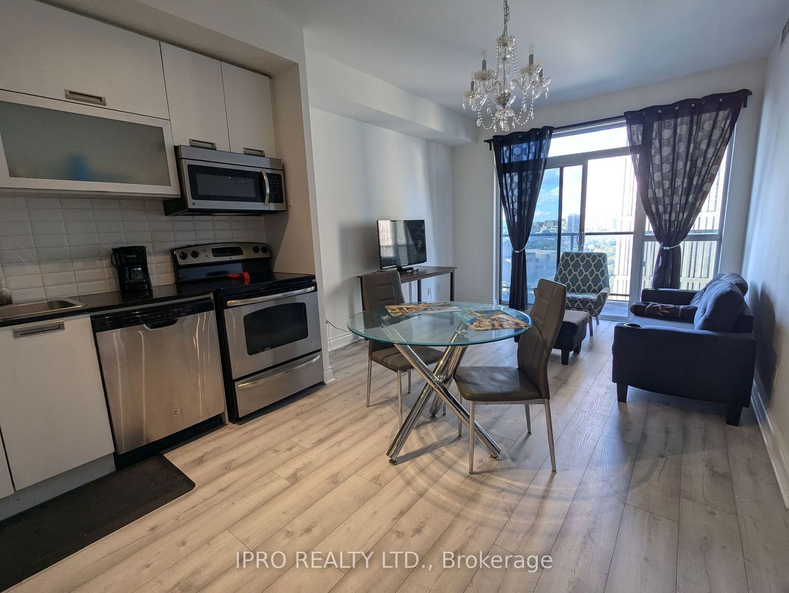 28 Ted Rogers Way, unit 2510 for rent