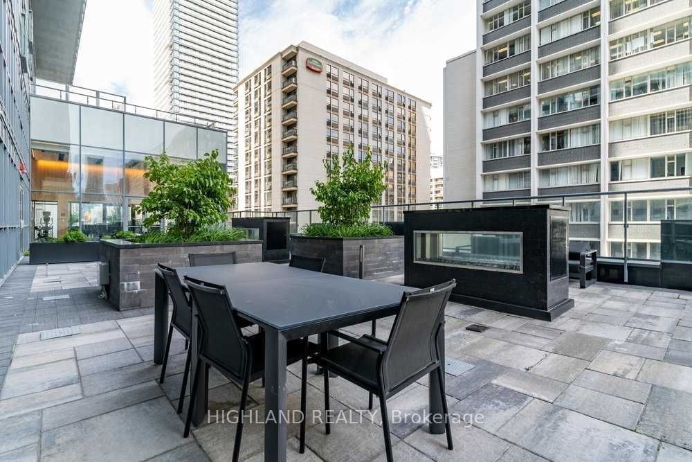 7 Grenville St, unit 4505 for rent