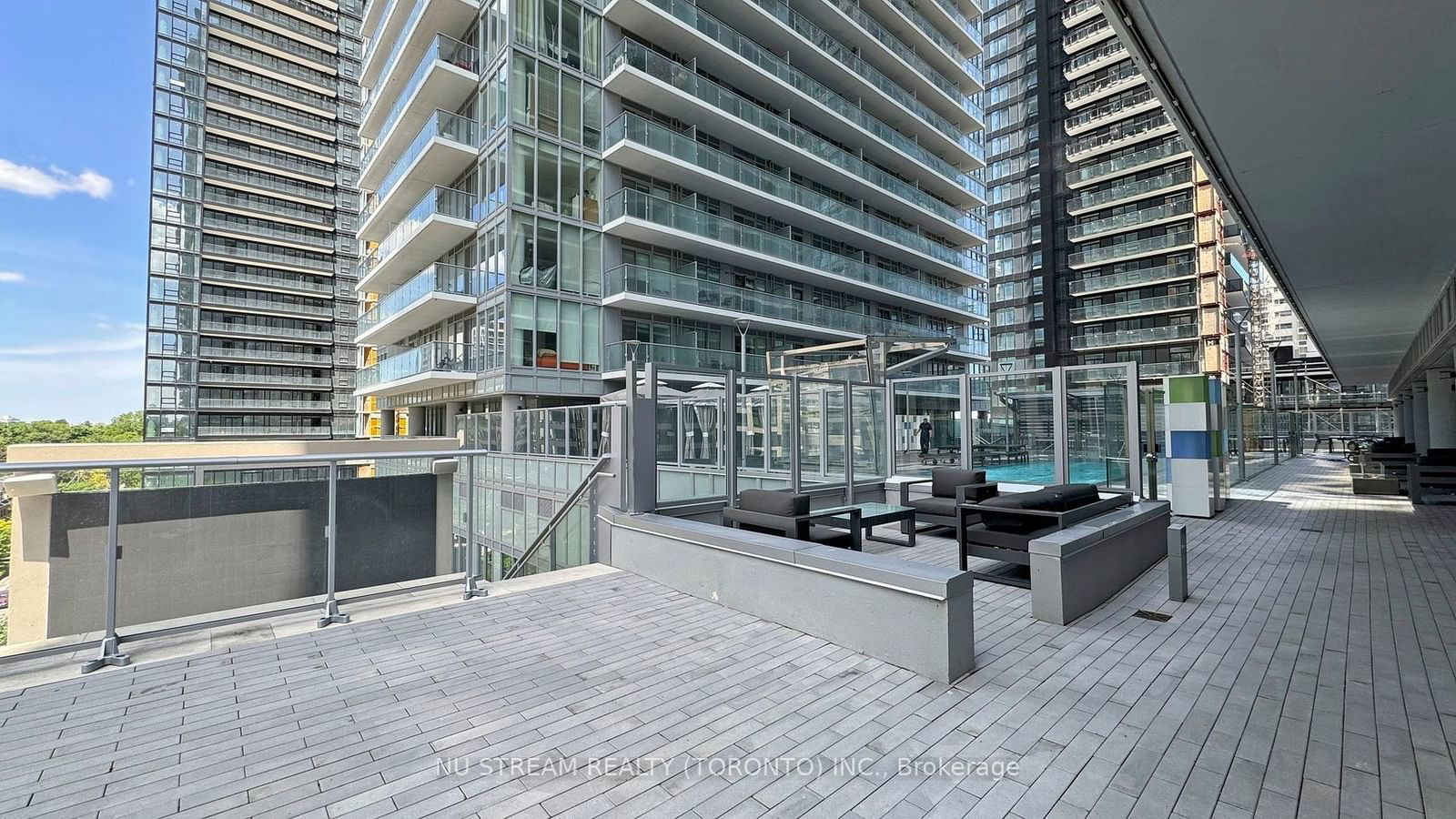 195 Redpath Ave, unit PH06 for sale