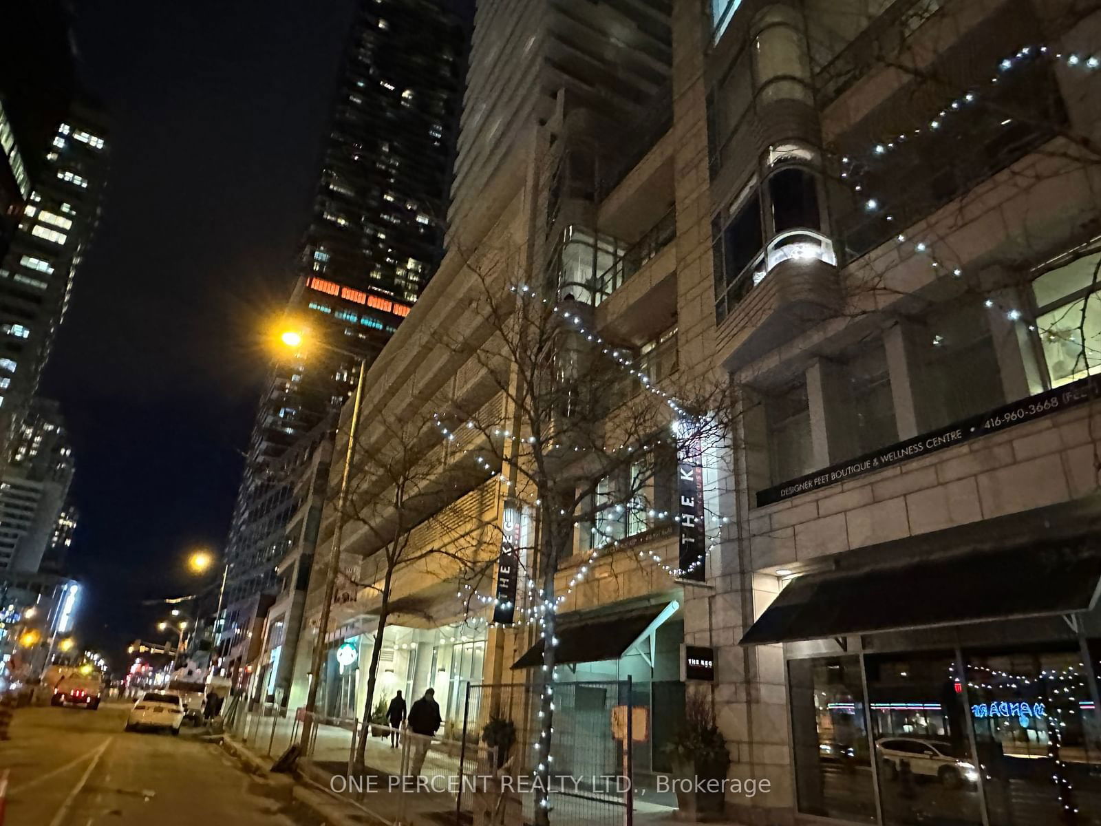 2221 Yonge St, unit 3711 for sale