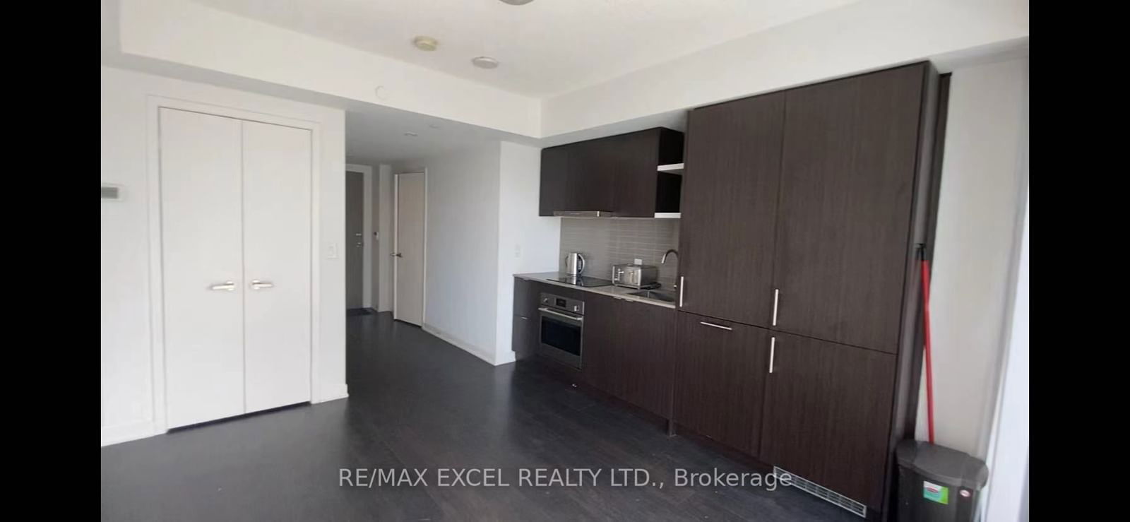 100 Harbour St, unit 3208 for rent