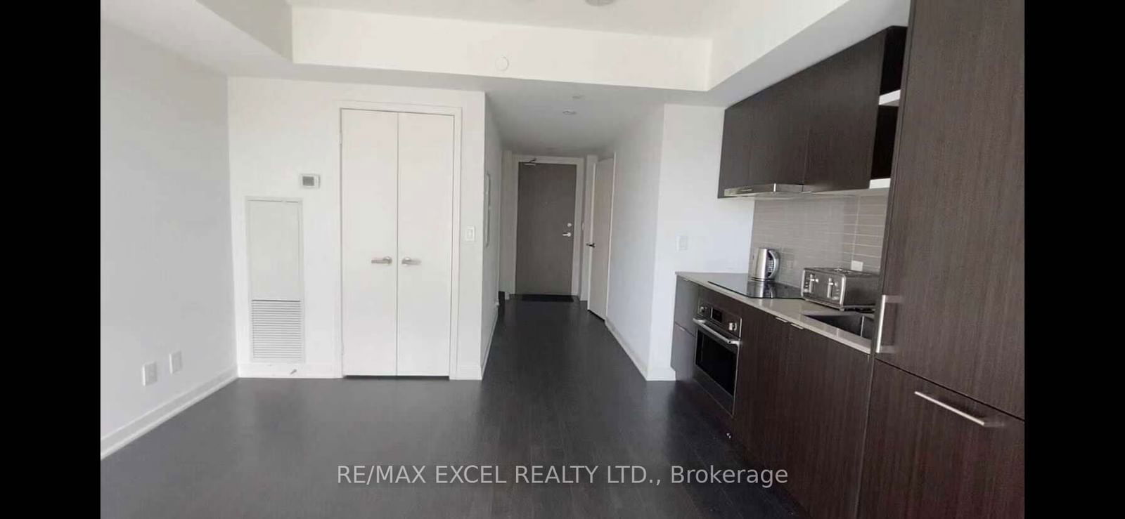 100 Harbour St, unit 3208 for rent