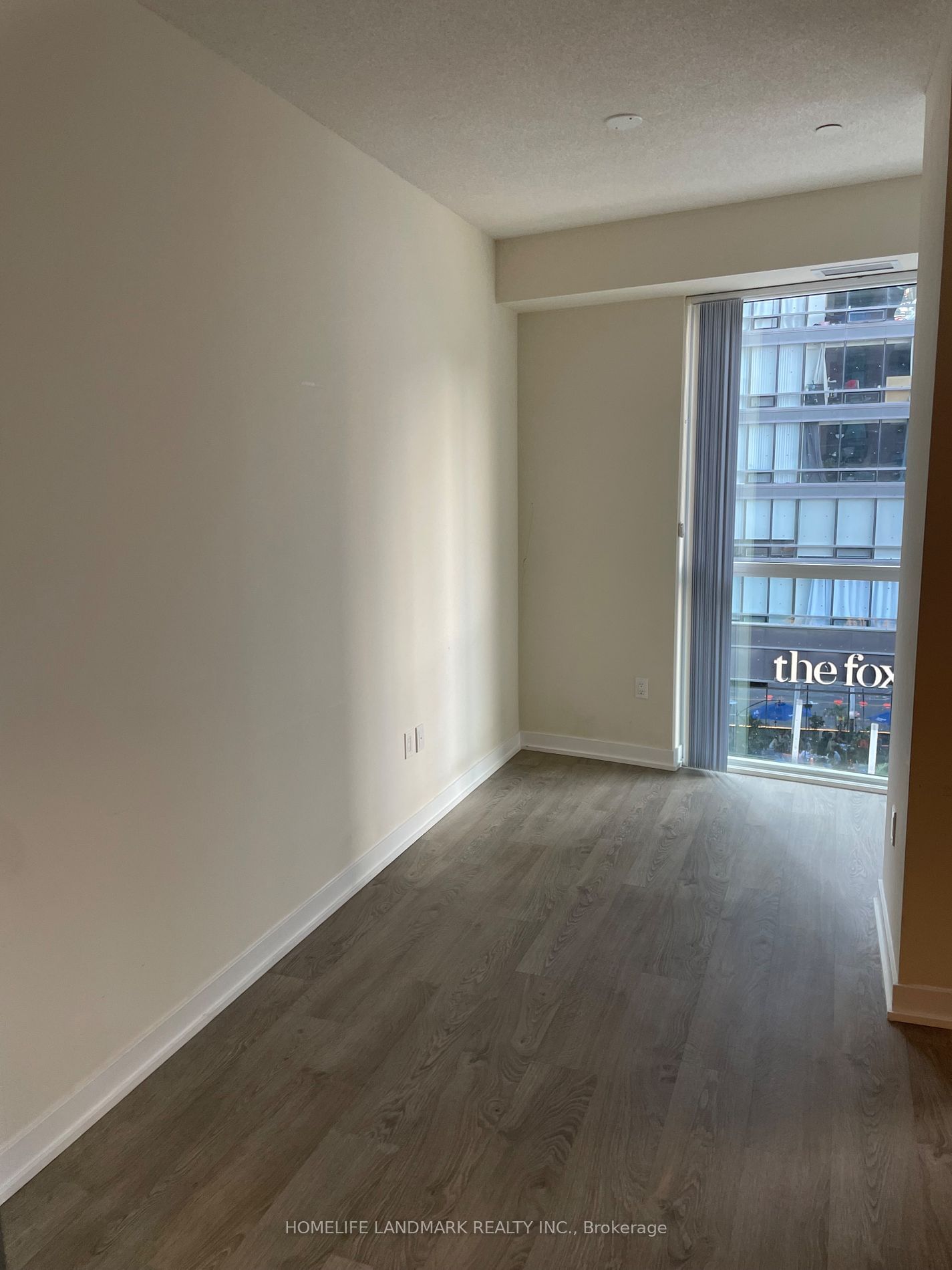 99 John St, unit 306 for rent