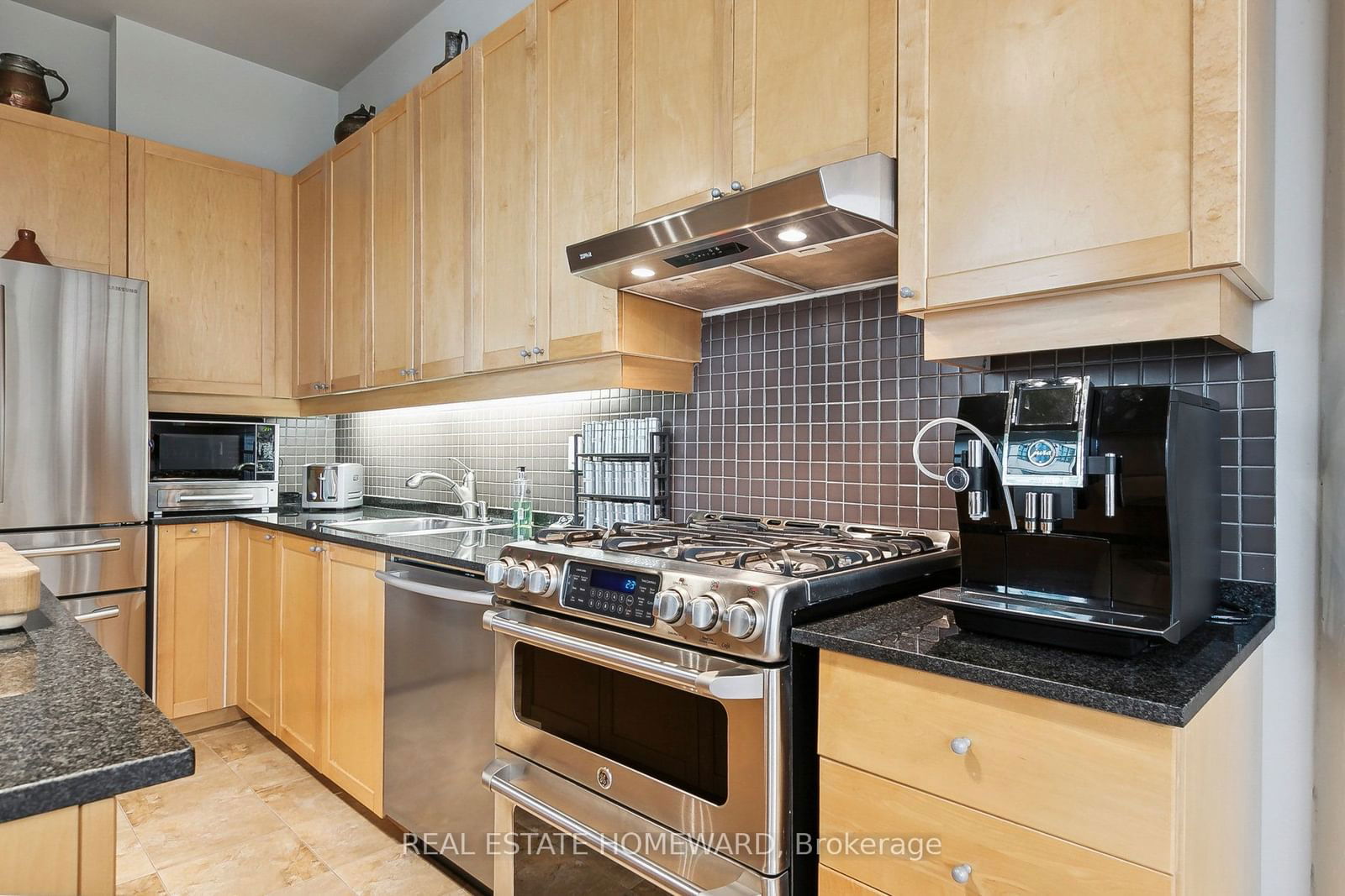 155 Dalhousie St, unit 454 for sale