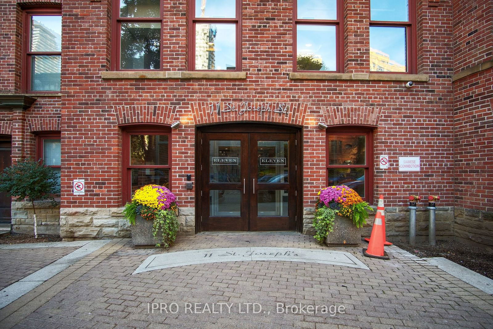 11 St. Joseph St, unit 1401 for sale