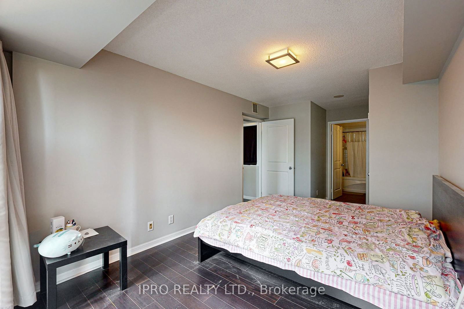 11 St. Joseph St, unit 1401 for sale