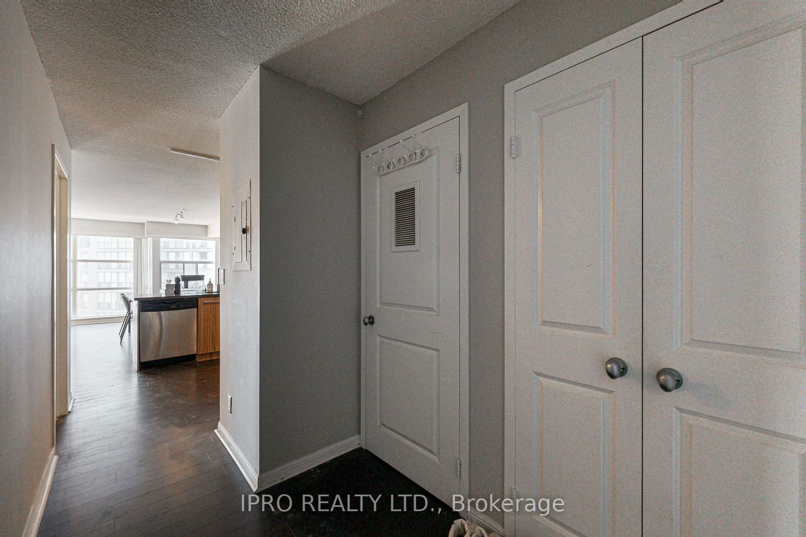 11 St. Joseph St, unit 1401 for sale