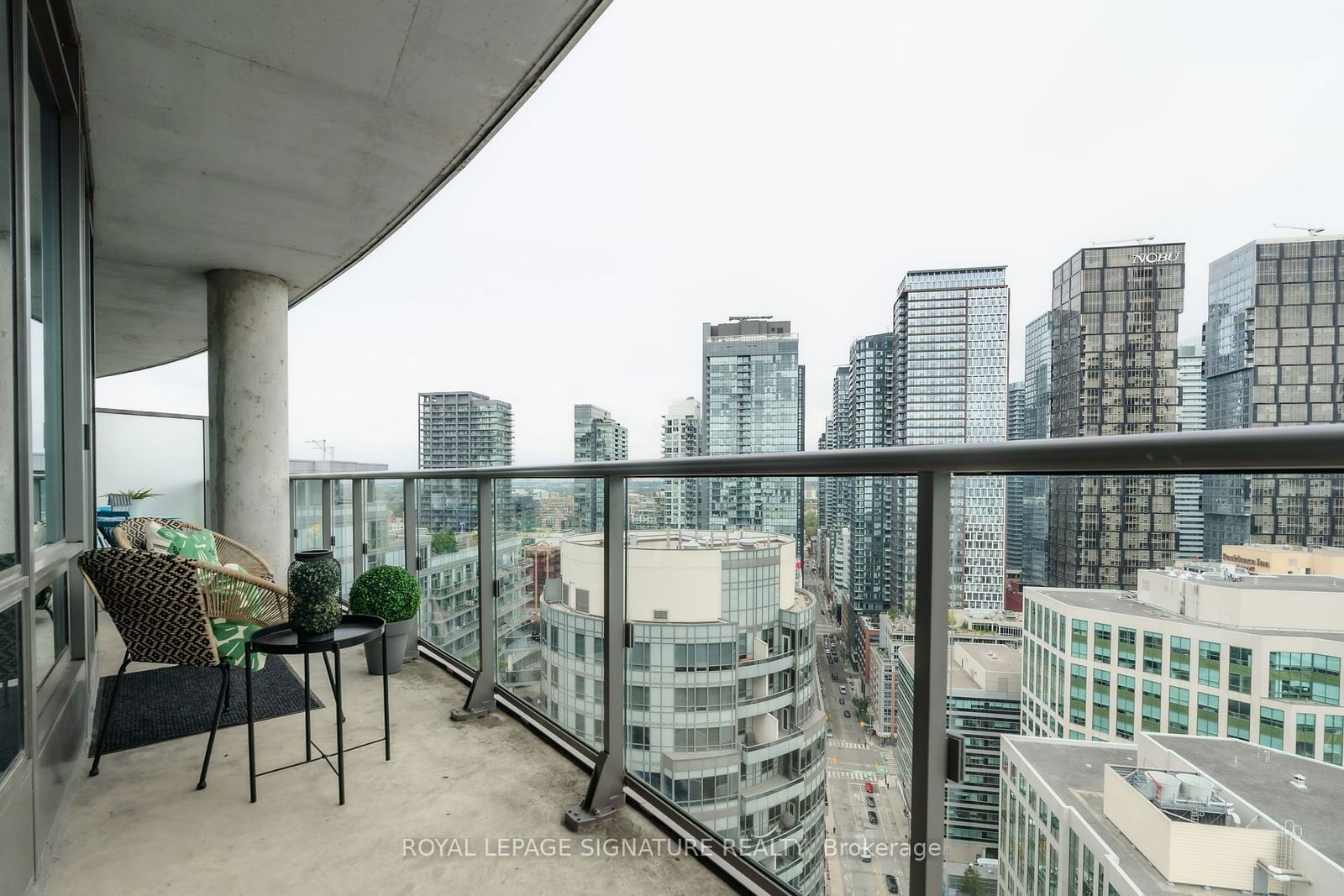 361 Front St W, unit 3510 for sale