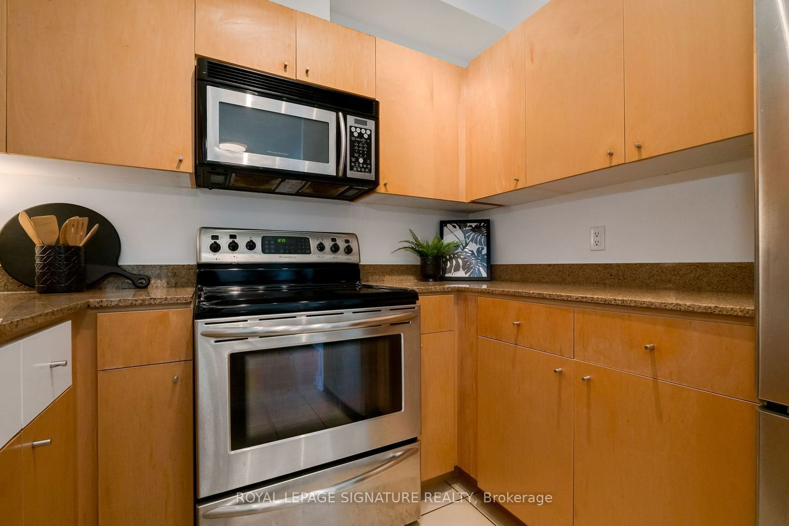 361 Front St W, unit 3510 for sale