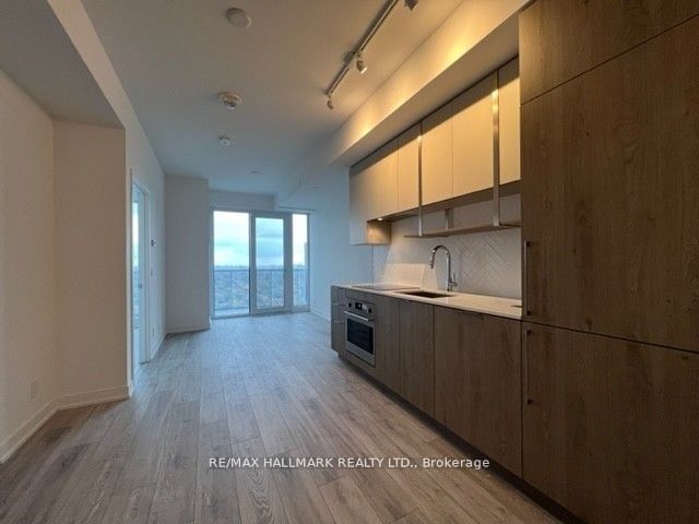 15 Holmes Ave, unit 3009 for rent