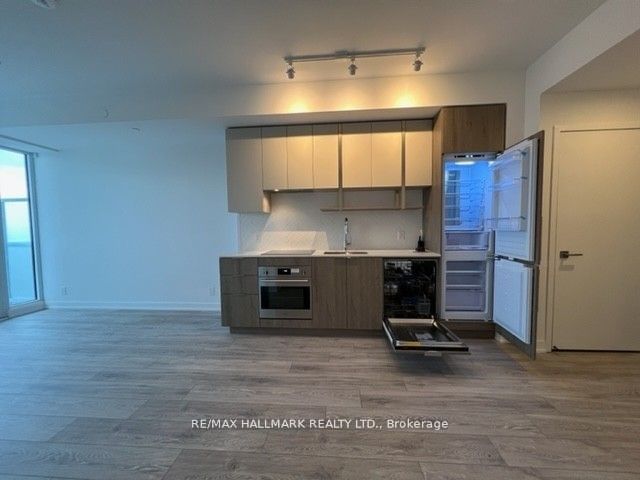 15 Holmes Ave, unit 3009 for rent