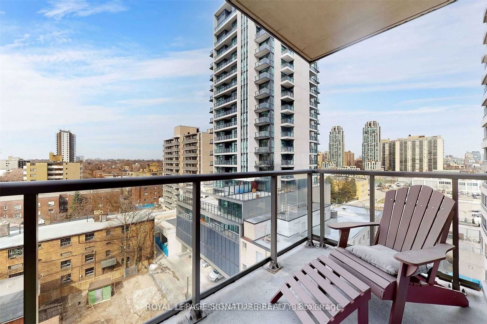 530 St. Clair Ave W, unit 804 for rent