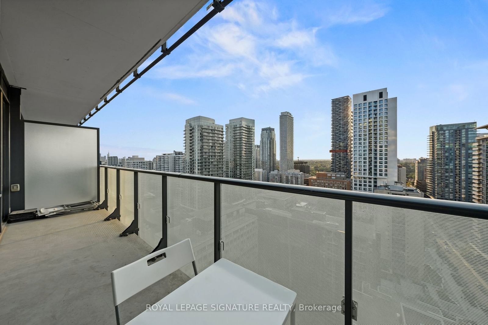 161 Roehampton Ave, unit 2711 for rent