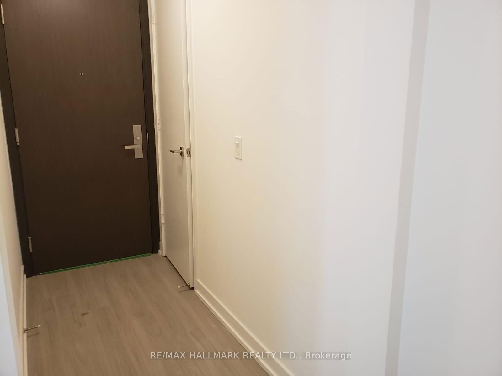 1 Yorkville Ave, unit 2511 for rent