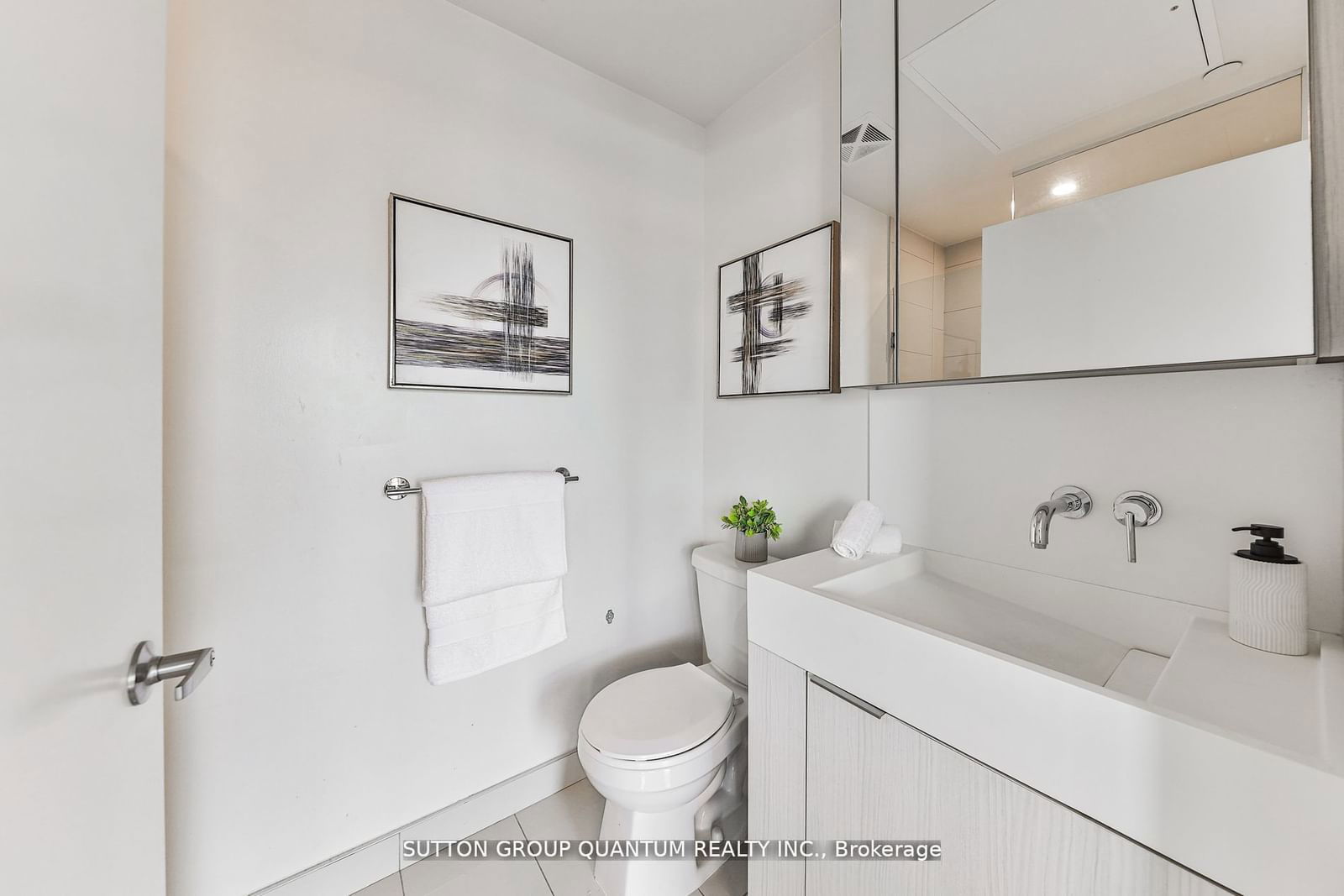 15 Lower Jarvis St, unit 414 for sale