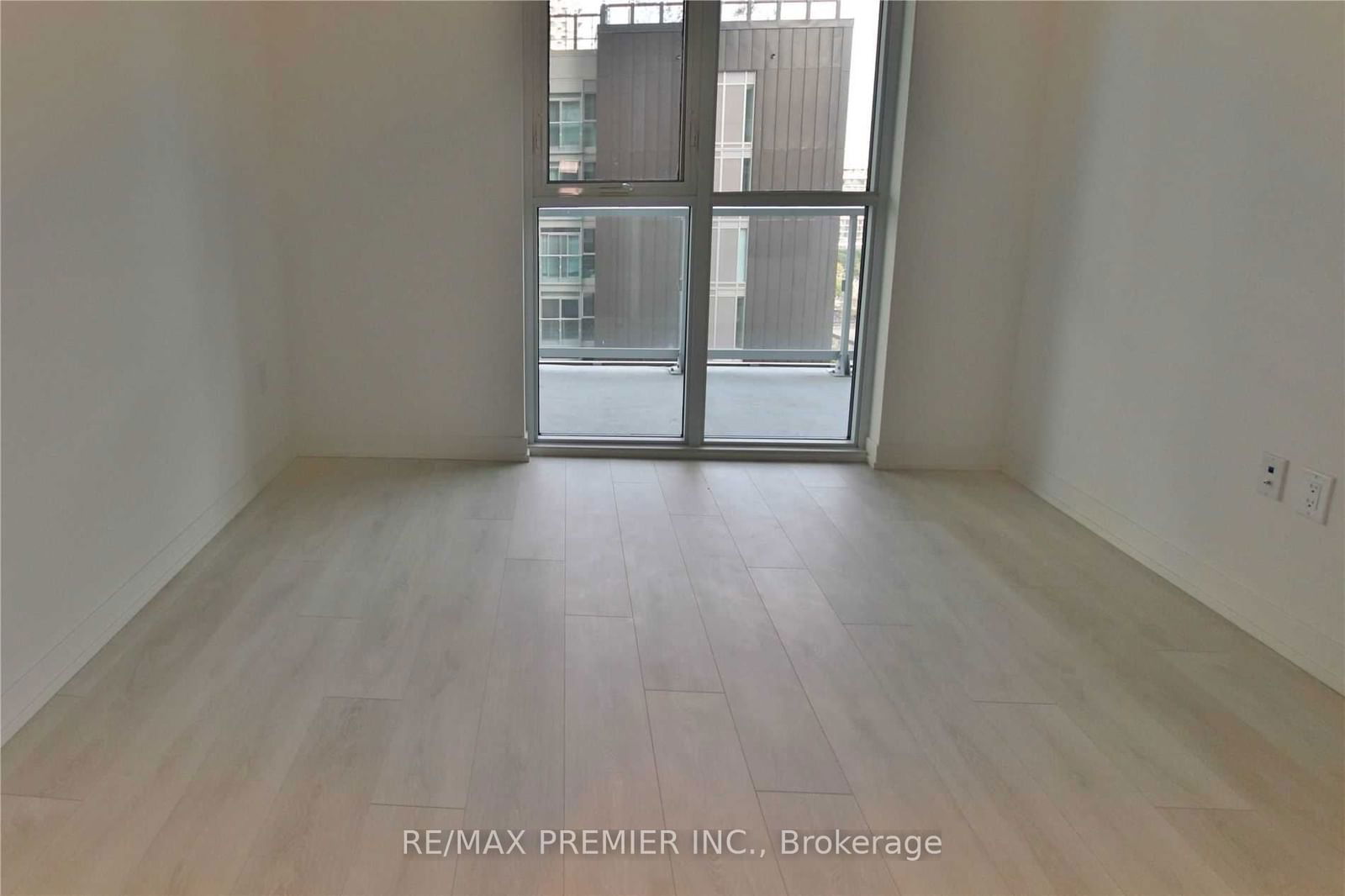 15 Lower Jarvis St, unit 902 for rent