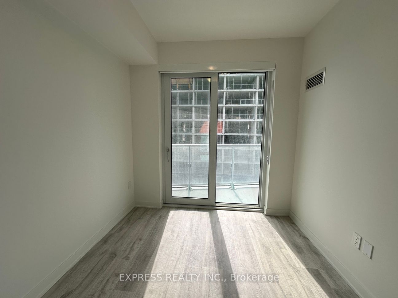 100 Dalhousie St, unit 4811 for rent