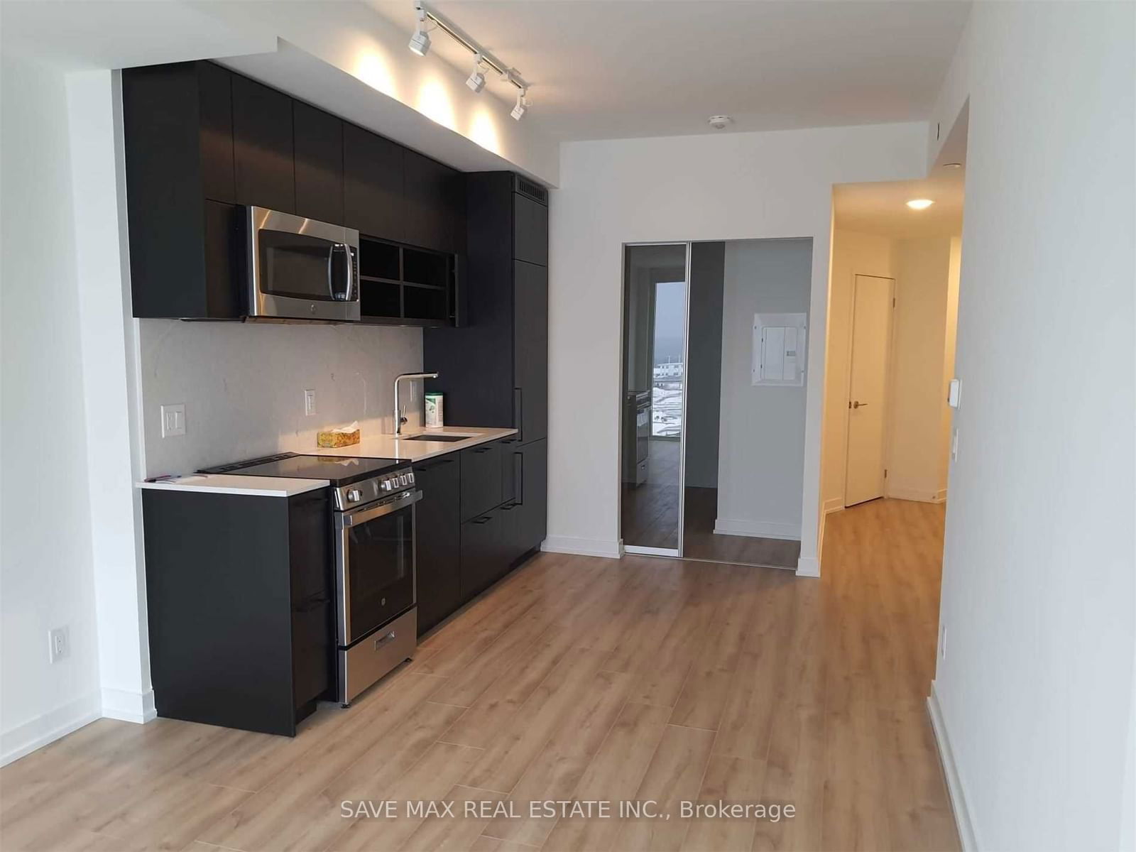 135 East Liberty St, unit 1202 for rent