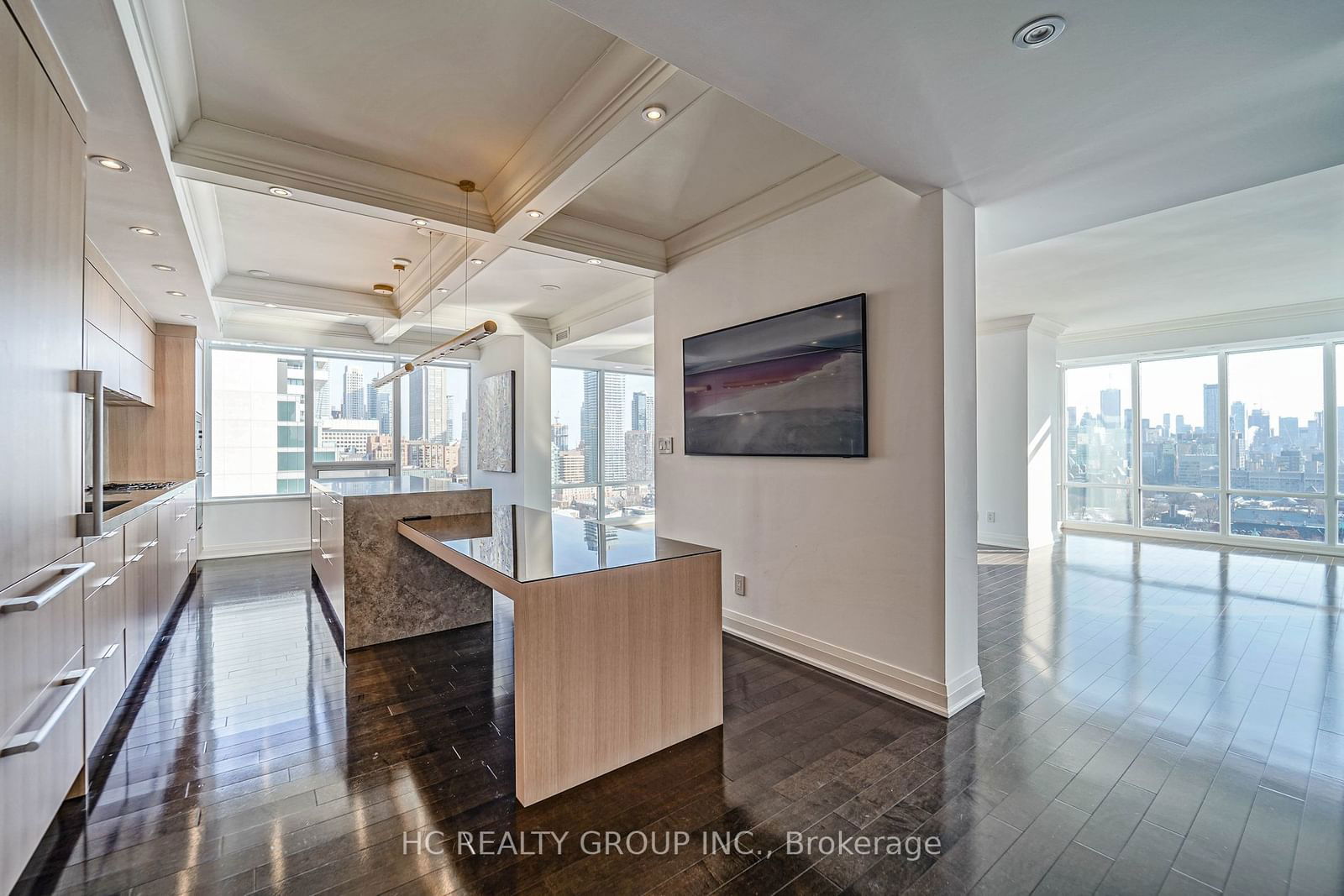 1 Bedford Rd, unit 1901 for rent