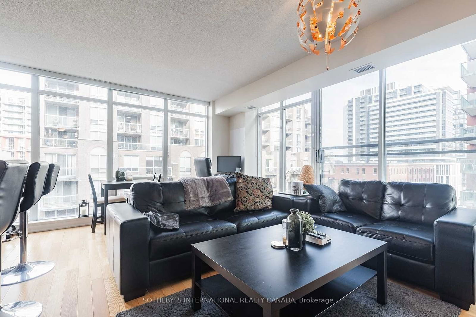 205 Frederick St, unit 710 for rent