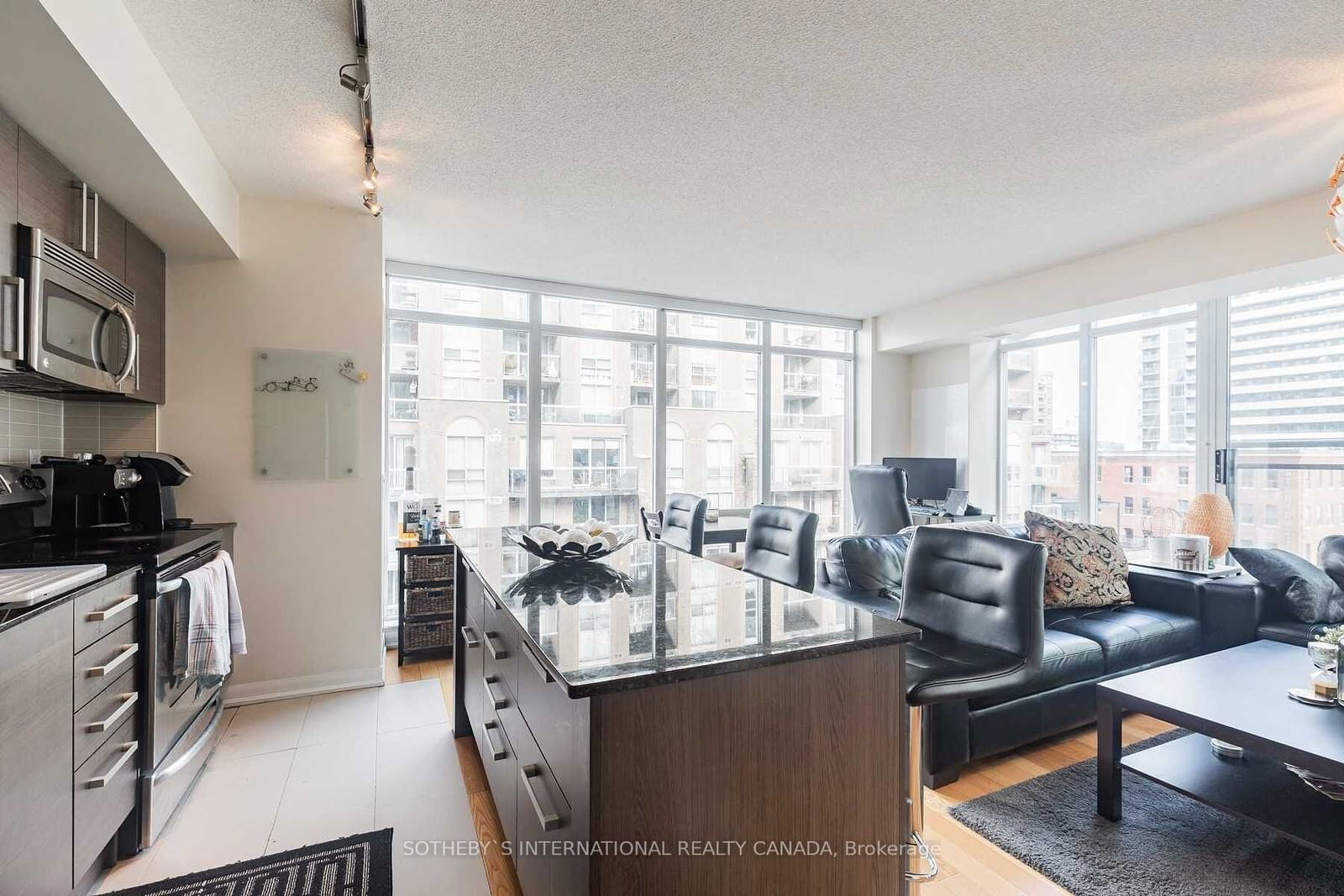 205 Frederick St, unit 710 for rent